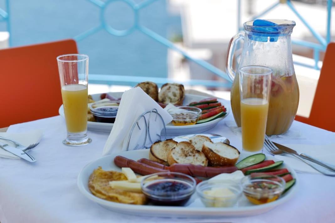 Blue Heaven Hotel Sarande Ngoại thất bức ảnh
