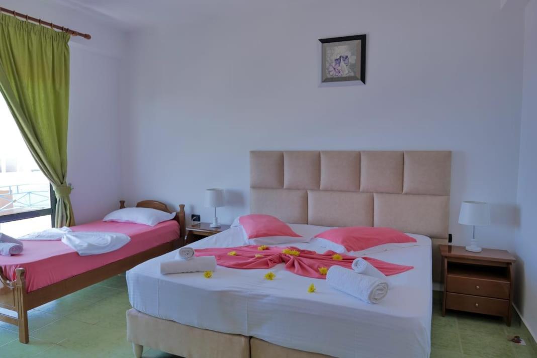 Blue Heaven Hotel Sarande Ngoại thất bức ảnh