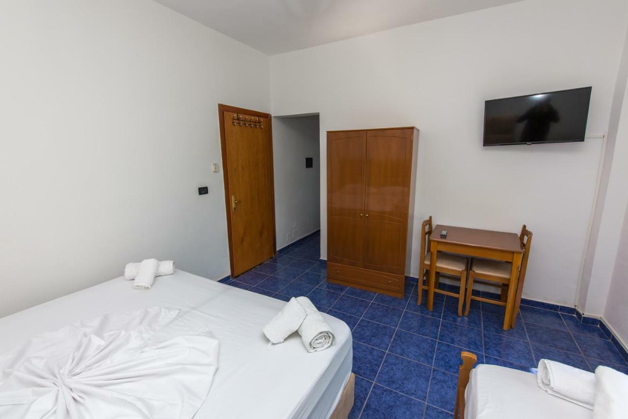 Blue Heaven Hotel Sarande Ngoại thất bức ảnh