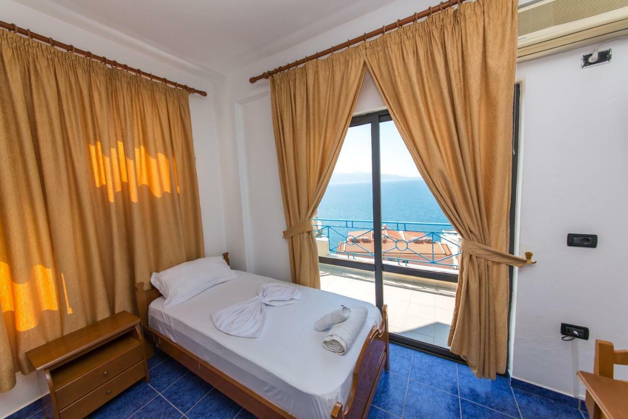 Blue Heaven Hotel Sarande Ngoại thất bức ảnh
