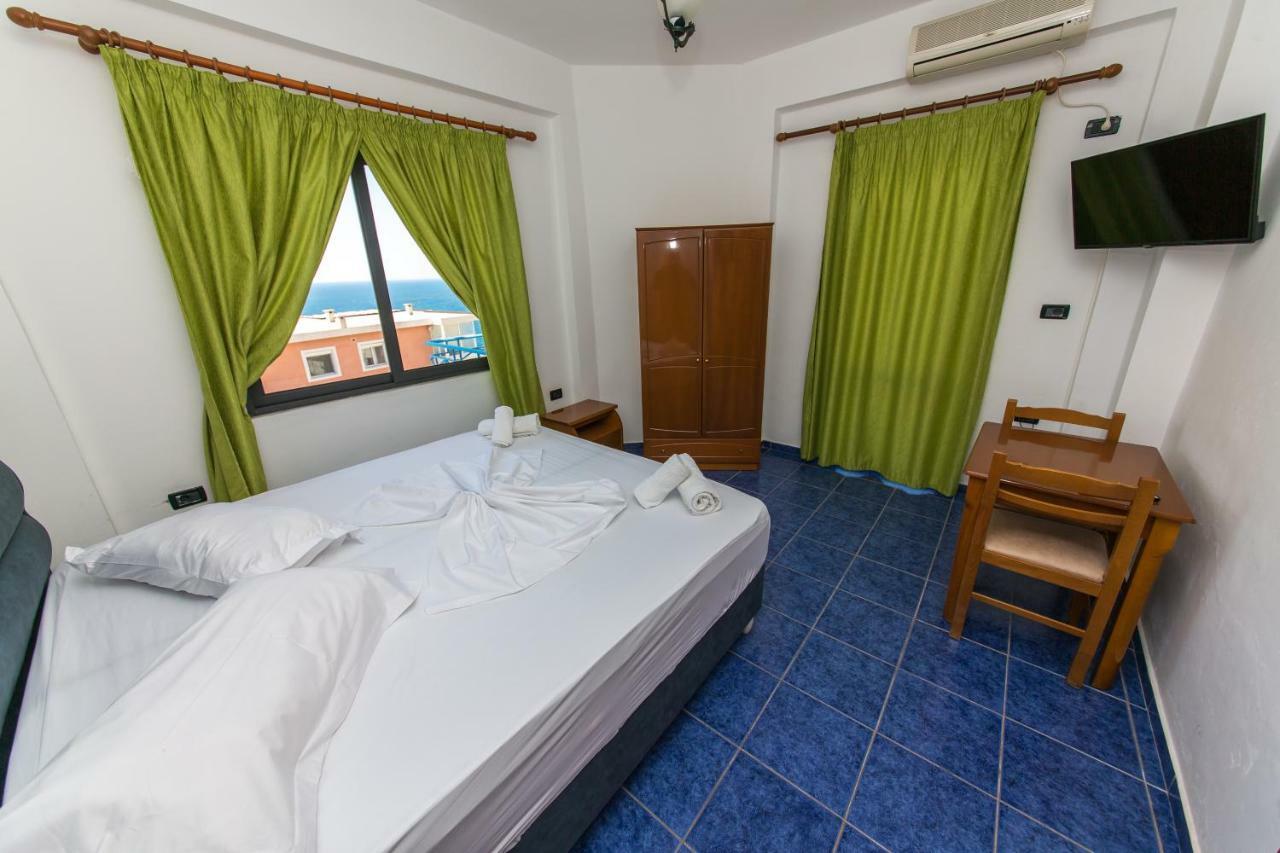 Blue Heaven Hotel Sarande Ngoại thất bức ảnh
