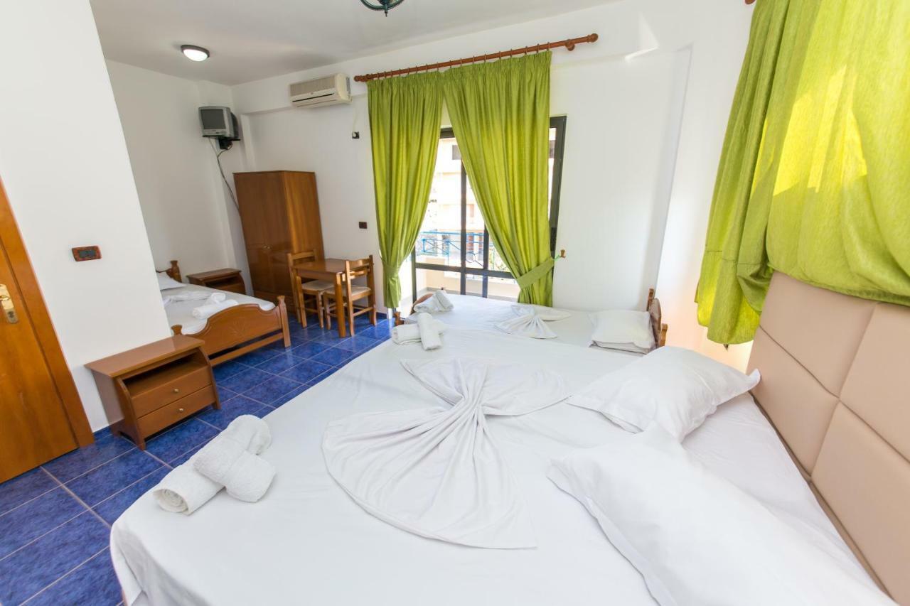 Blue Heaven Hotel Sarande Ngoại thất bức ảnh